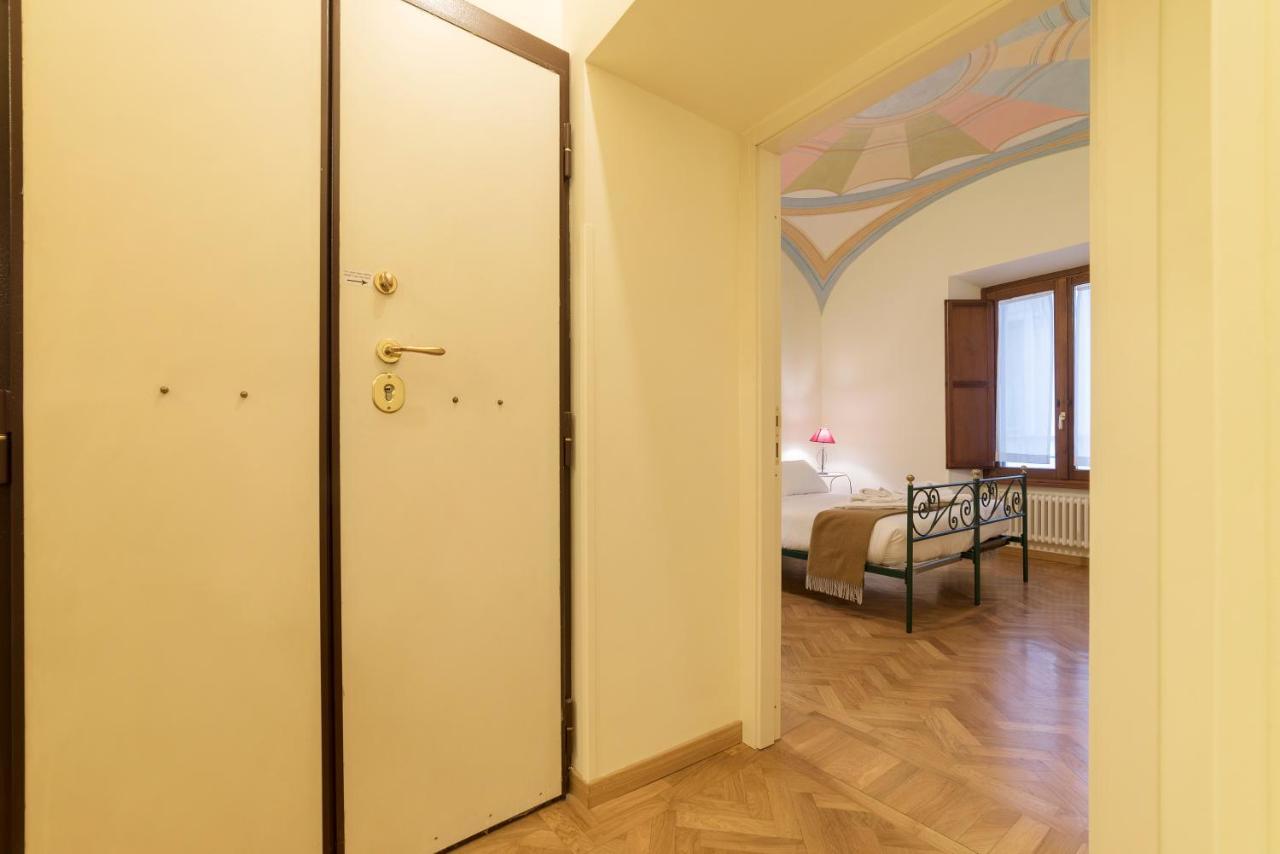 Casa Cornacchie - FromhometoŘím Exteriér fotografie